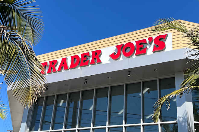 I Brought This $4 Trader Joe’s Find to a Party — And It’s the Only Host Gift I Ever Want to Give